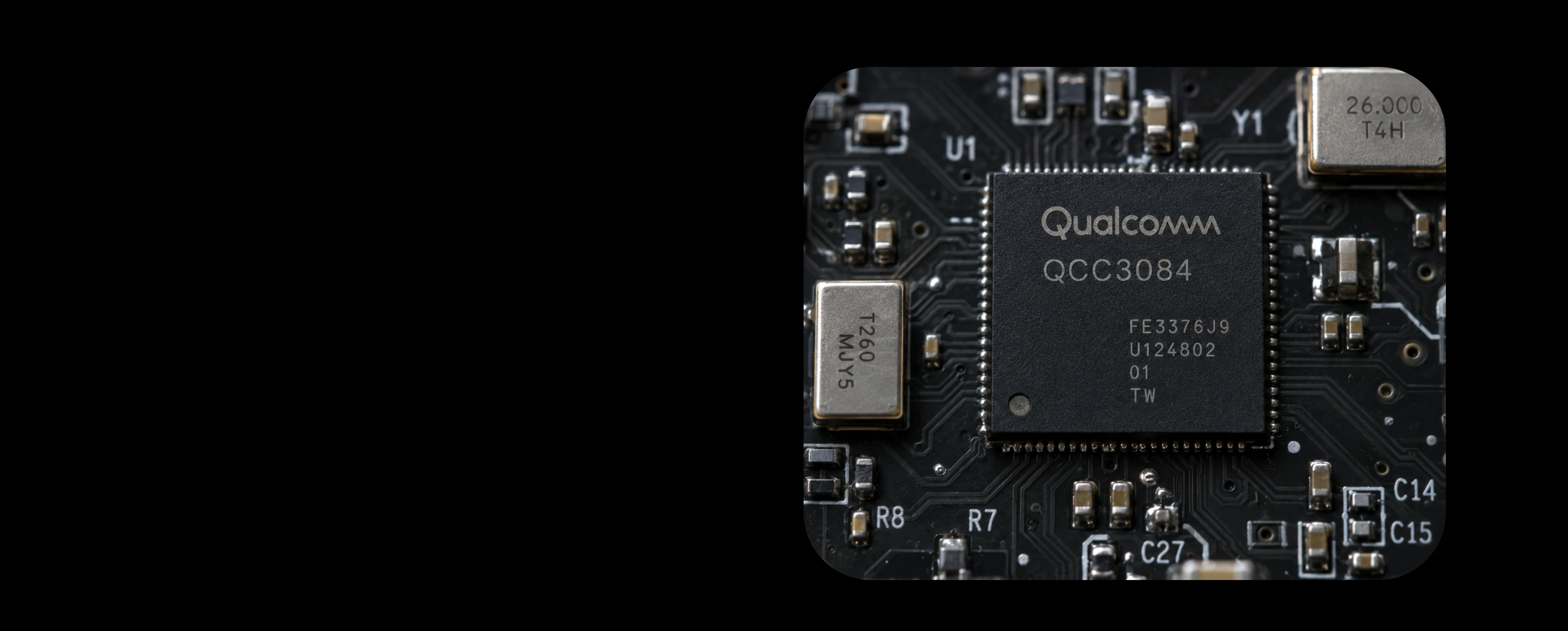 Qualcomm QCC3084 Bluetooth processor inside the AIO200