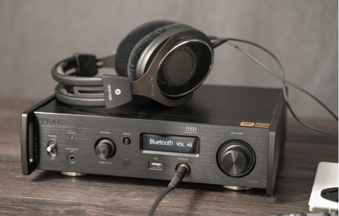 KAIBOER A8 and TEAC NT-505-X: A Look at Two DAC Approaches — original article image 2