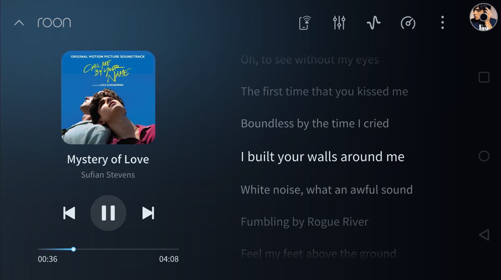 Roon playback screen with album information, lyrics, and transport controls.